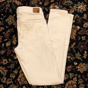 American Eagle White Jeans